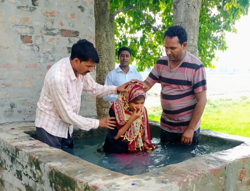 Pakistan Receives the Word of God